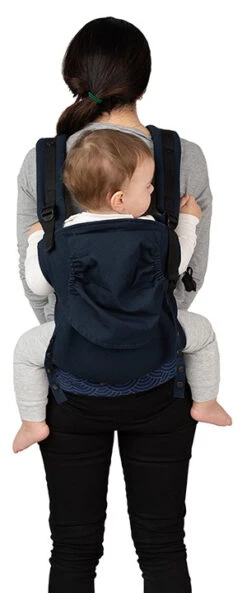 Momi Collet Navy Blue Ergonomische Draagzak NOSI00002 15 Momi Collet Navy Blue Ergonomische Draagzak NOSI00002 -Kinderwagen Winkel Momi Collet Navy Blue Ergonomische Draagzak NOSI00002 4