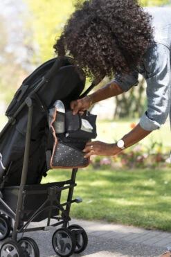 Badabulle Autostoel Organizer Met Tablethouder B045604 16 Badabulle Autostoel Organizer Met Tablethouder B045604 -Kinderwagen Winkel badabulle autostoel organizer met tablethouder b045604 5