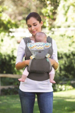 Infantino Cuddle Up Ergonomic Hoodie Draagzak BK-05331 -Kinderwagen Winkel infantino cuddle up hoodie carrier bk05331 4
