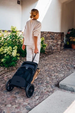 Momi Estelle Dakar Blowball Wandelwagen WOSP00023 -Kinderwagen Winkel momi estelle dakar ginko wandelwagen wosp00020 15 1