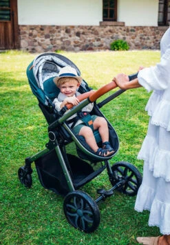 Momi Limuru Black 2-in-1 Combi Kinderwagen WOSP00029 35 Momi Limuru Black 2-in-1 Combi Kinderwagen WOSP00029 -Kinderwagen Winkel momi limuru green 2 in 1 combi kinderwagen wosp00028 17 1