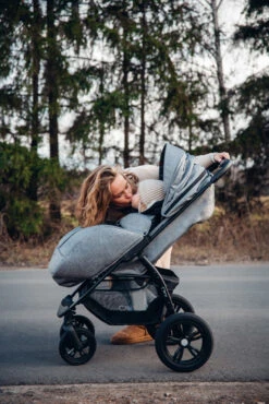 Momi Miya Grey Wandelwagen WOSP00032 -Kinderwagen Winkel momi miya wandelwagen wosp00031 23