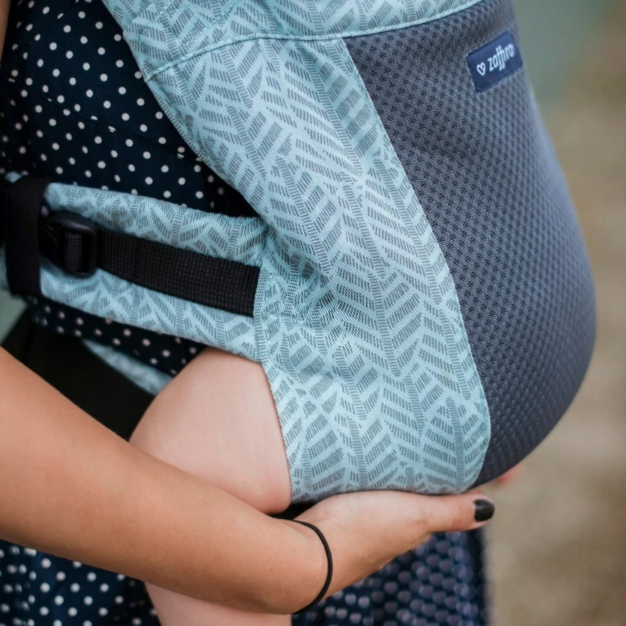 Zaffiro City Air Beige Leaves Ergonomische Draagzak 7398 11 Zaffiro City Air Beige Leaves Ergonomische Draagzak 7398 - Afbeelding 10